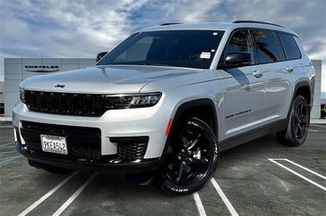Used 2023 Jeep Grand Cherokee L Altitude