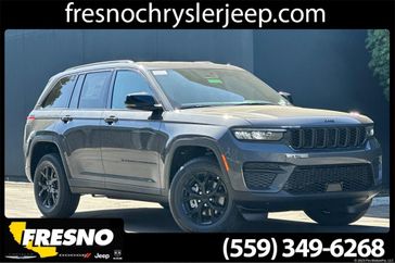 New 2025 Jeep Grand Cherokee Altitude 4x4