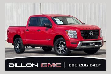Used 2022 Nissan Titan SV