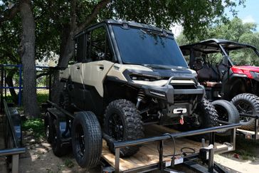 NEW 2026 CAN-AM DEFENDER MAX LIMITED CAB HD11 