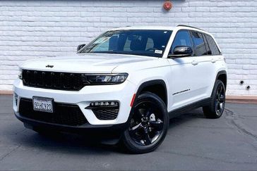 Used 2024 Jeep Grand Cherokee Limited