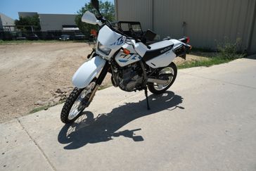 2025 Suzuki DR 650 S WHITE