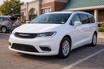 Used 2022 Chrysler Pacifica Touring L
