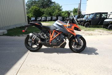 2023 KTM 1290 SUPER DUKE GT