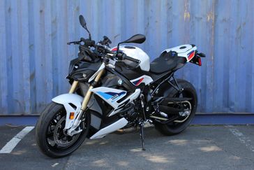 2026 BMW S 1000 R