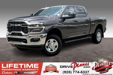 2025 RAM 2500 Tradesman Crew Cab 4x4 6'4' Box