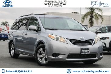 2012 Toyota Sienna LE