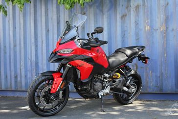 DUCATI RED