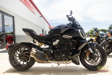 Used 2024 Ducati Diavel V4 