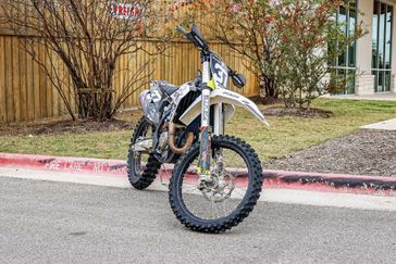 2019 HUSQVARNA FC 450 WHITE