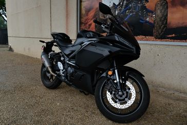 2025 Yamaha YZFR3 ABS MATTE STEALTH BLACK 