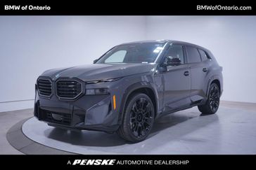 2025 BMW XM Base