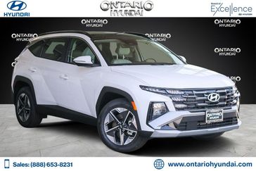 New 2025 Hyundai Tucson Hybrid SEL Convenience