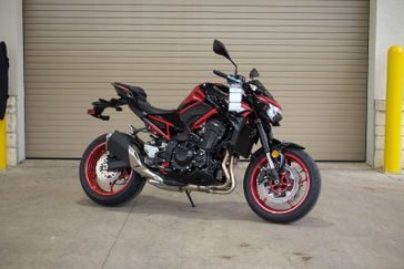 2024 KAWASAKI Z900 ABS CANDY PERSIMMON RED AND EBONY