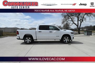 2025 RAM 1500 Tradesman Crew Cab 4x4 5'7' Box