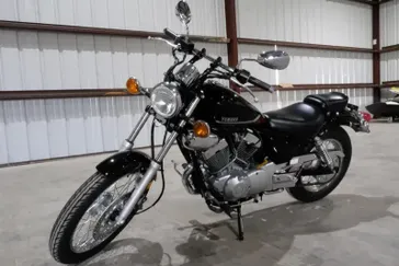 2025 YAMAHA V STAR 250 RAVEN 