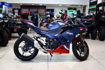 New 2026 Kawasaki Ninja 500 ABS  Metallic Matte Twilight BlueCandy Persimmon Red 