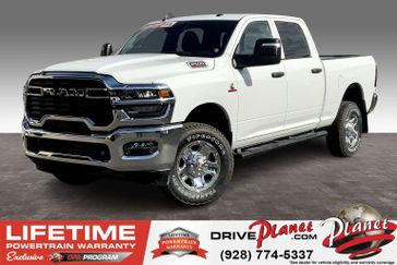 New 2026 RAM 2500 Tradesman Crew Cab 4x4 6'4' Box