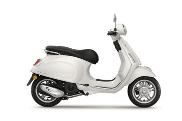 2025 Vespa PRIMAVERA150 ABS in a BIANCO exterior color. CalMoto Livermore BMW Motorcycles, KTM Motorcycles, Energica Electric Motorcycles,Vespa Scooters 925.583.3300 calmoto.com 