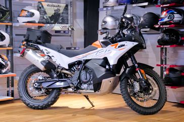 2024 KTM 790 ADVENTURE