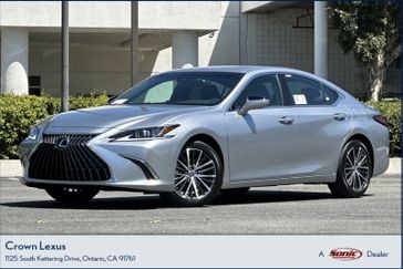 New 2025 Lexus ES 300h