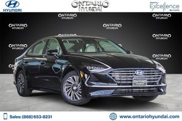 2023 Hyundai Sonata Hybrid SEL in a Onyx Black exterior color and Dark Grayinterior. Ontario Auto Center ontarioautocenter.com 