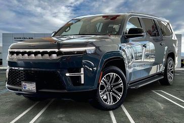 2026 Jeep Grand Wagoneer L 4x4