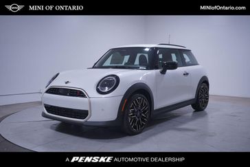 2025 MINI Cooper S 2 Door Hardtop Signature Plus