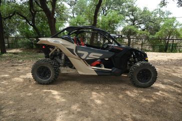 2021 CAN-AM MAVERICK  XDS TURBO RR DT 21