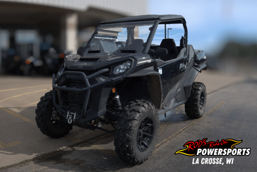 Used 2023 Can-Am COMMANDER XT 700 