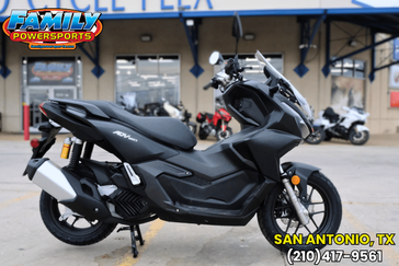 2025 Honda ADV160 MATTE BLACK METALLIC