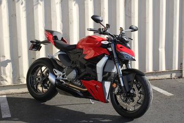 2024 Ducati Streetfighter V2 