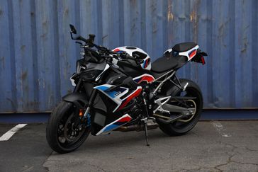 2026 BMW M 1000 R