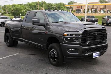 2025 RAM 3500 Laramie Crew Cab 4x4 8' Box