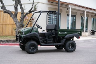 2023 KAWASAKI Mule 4010 4x4 in a GREEN exterior color. Family PowerSports (877) 886-1997 familypowersports.com 
