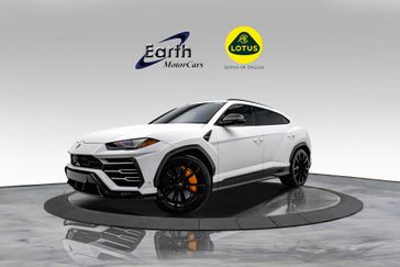 2022 Lamborghini Urus Carbon 23-Inch Wheels