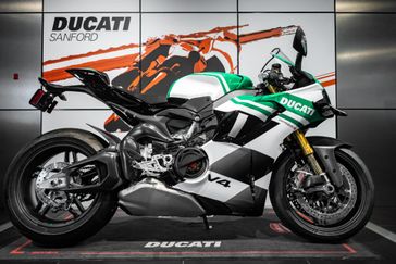2025 Ducati Panigale V4 TRICOLOR ITALIA 