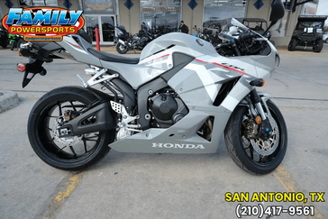 2025 Honda CBR600RR ABS DEEP PEARL GRAY