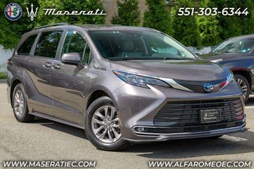 Used 2024 Toyota Sienna XLE