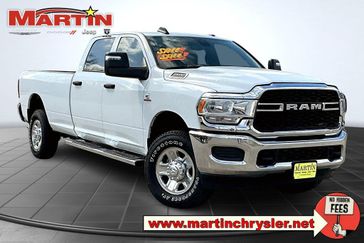 2024 RAM 2500 Tradesman Crew Cab 4x4 8' Box