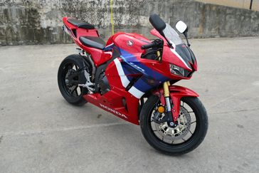 Used 2022 HONDA CBR600RR RED 