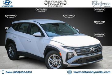 New 2025 Hyundai Tucson SE