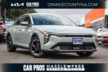 New 2025 Kia K4 EX