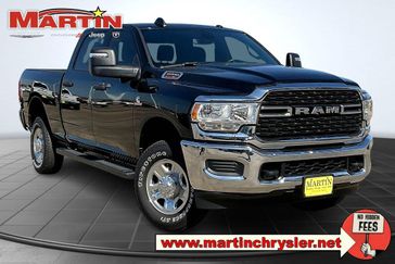 2024 RAM 2500 Tradesman Crew Cab 4x4 6'4' Box