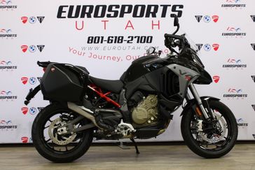 New 2025 Ducati MULTISTRADA V4S 