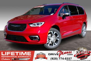 2026 Chrysler Pacifica Pinnacle's photo