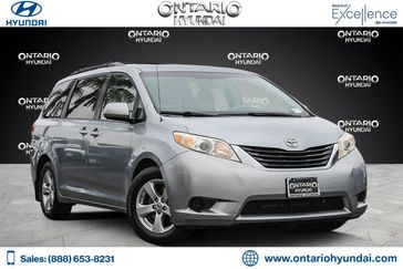 2012 Toyota Sienna LE