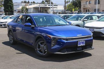 New 2026 Kia K4 LXS