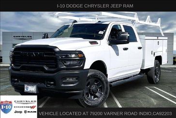 New 2026 RAM 2500 Tradesman Crew Cab 4x4 8' Box