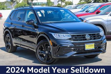 2024 Volkswagen Tiguan 2.0T SE R-Line Black